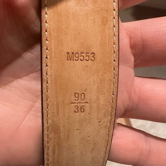 LV Initiales 30MM size 90 - Picture 6 of 6